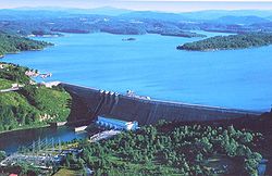 Ilustracja: Zapowiedź wrześniowej konferencji nad Soliną <br />
fot. Wikipedia