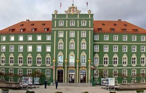 Ilustracja: Szczecin: poszukiwany inspektor ds. katastru, geodezji i kartografii <br />
fot. Wikipedia/Mateusz War.