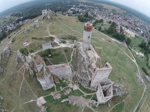 Ilustracja: Geoida na zamku w Olsztynie