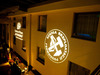 Ilustracja: <b class=pic_title>V edycja sesji ?Geomatyka górnicza? podczas XXXIII Szkoły Eksploatacji Podziemnej</b> <br />
<br />
<b class=pic_description>Hall hotelu Qubus podczas Szkoły Eksploatacji Podziemnej</b> <br />
<br />
<b class=pic_author>fot.  Szkoła Eksploatacji Podziemnej</b><br />
<br />

