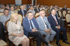 Ilustracja: <b class=pic_title>XIII Podlaskie Forum GIS</b> <br />
<br />
<b class=pic_description>W pierwszym rzędzie od lewej lewej: dolnośląski WINGiK Alicja Meusz, geodeta województwa dolnośląskiego Robert Pajkert, podlaski WINGiK Marian Brożyna i wicewojewoda podlaski Jan Zabielski</b> <br />
<br />
<b class=pic_author>fot.  Damian Czekaj</b><br />
<br />
