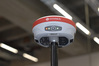 Ilustracja: <b class=pic_title>Intergeo 2018: tachimetry i odbiorniki GNSS</b> <br />
<br />
<b class=pic_description>Modele serii S9 włoskiej firmy Stonex już wkrótce ma zastąpić nowy geodezyjny odbiornik S900. Wyróżnia go m.in. nowa solidna magnezowa obudowa, a opcjonalnie również odbiór satelitarnych korekt Atlas. Dzięki bezpłatnej funkcji aRTK pozwalają one podtrzymywać przez 20 minut pomiar o centymetrowej dokładności po utracie fiksa</b> <br />
<br />
<b class=pic_author>fot.  Jerzy Królikowski</b><br />
<br />
