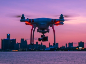 Ilustracja: Nowe narzędzie Creotech, WIZIPiSI i Droneradar pomoże operatorom dronów <br />
zdjęcie ilustracyjne